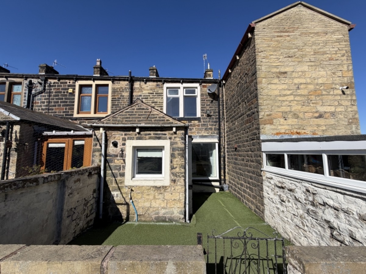 29 Walverden Road, Briercliffe, Burnley, Lancashire, BB10 3QP, UK