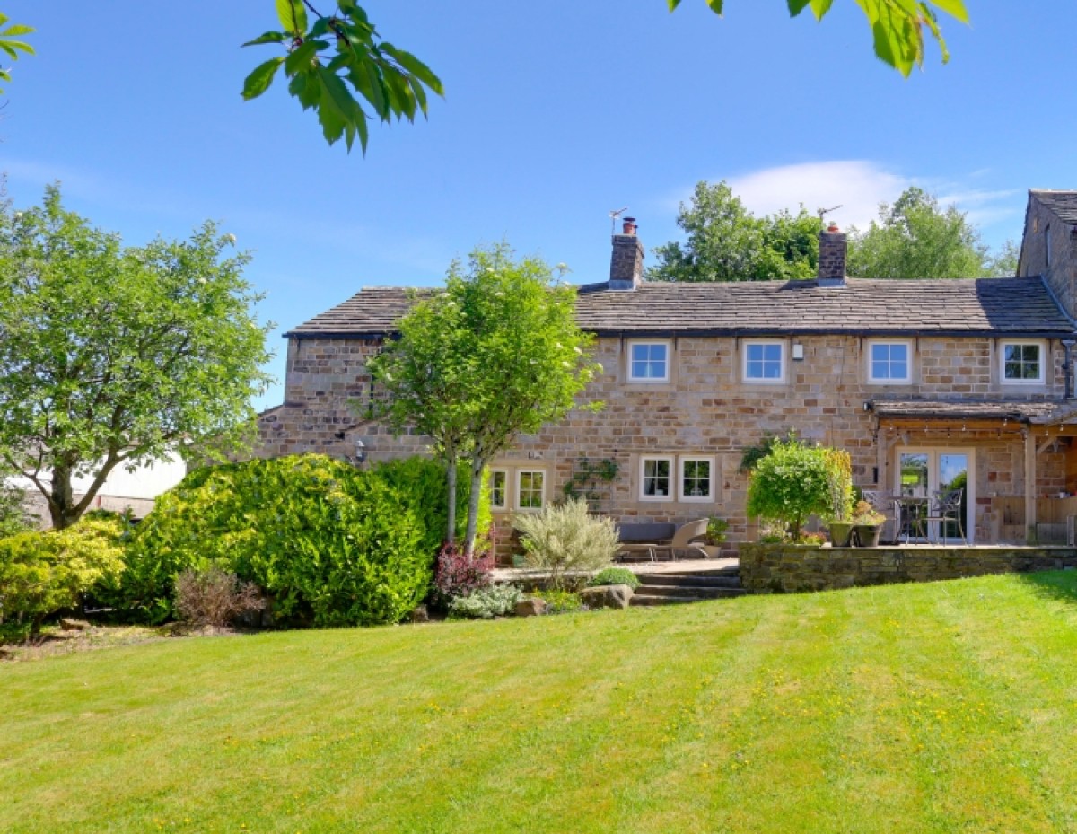 Causeway Farm Long Causeway, Cliviger, Cliviger, Burnley, Lancashire, BB10 4RP, UK