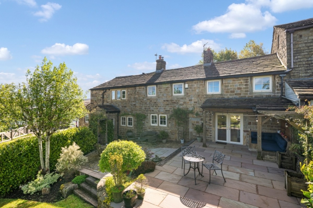Causeway Farm Long Causeway, Cliviger, Cliviger, Burnley, Lancashire, BB10 4RP, UK