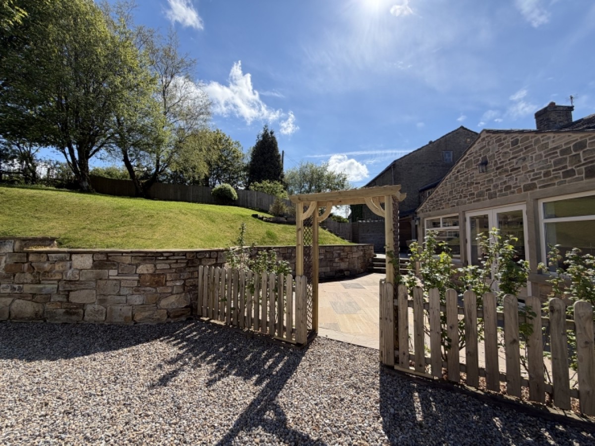 Causeway Farm Long Causeway, Cliviger, Cliviger, Burnley, Lancashire, BB10 4RP, UK