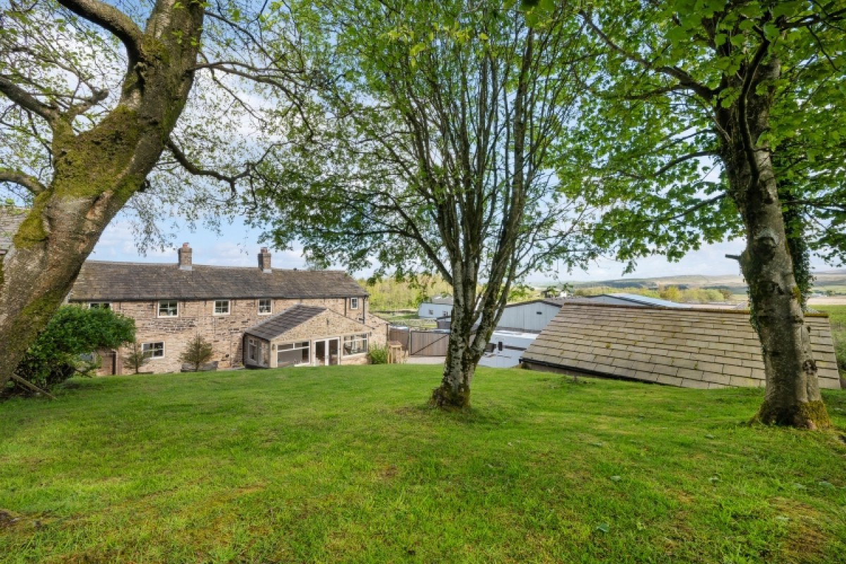 Causeway Farm Long Causeway, Cliviger, Cliviger, Burnley, Lancashire, BB10 4RP, UK