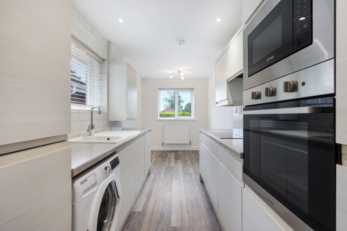48 Carr Field Bamber Bridge, Bamber Bridge, Preston, Lancashire, PR5 8BT, UK