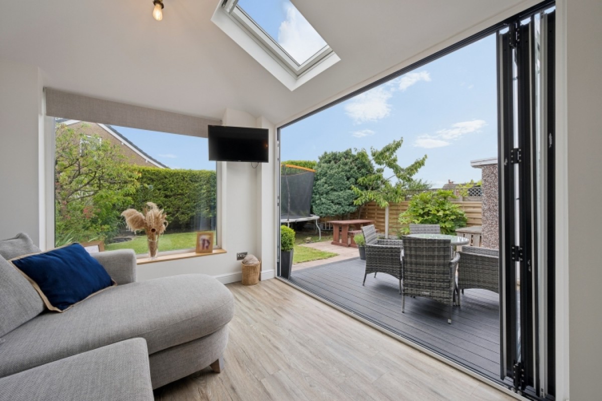 85 Red Lees Road, Burnley, Lancashire, BB10 4HZ, UK