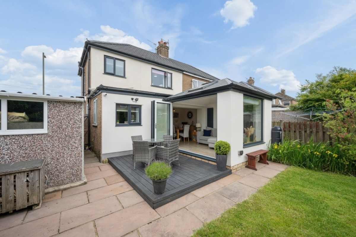 85 Red Lees Road, Burnley, Lancashire, BB10 4HZ, UK
