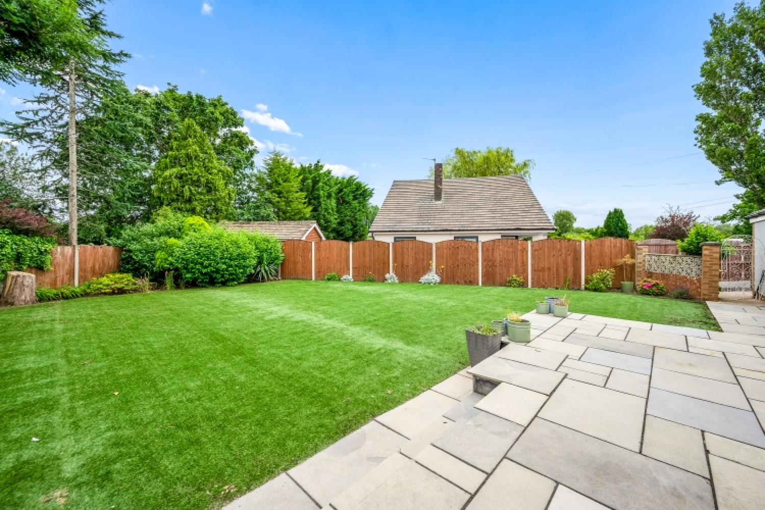 4 bedroom Bungalow for sale in 1 Danesway Walton-le-Dale, Walton-le-Dale, Preston, Lancashire, PR5 4UQ, UK