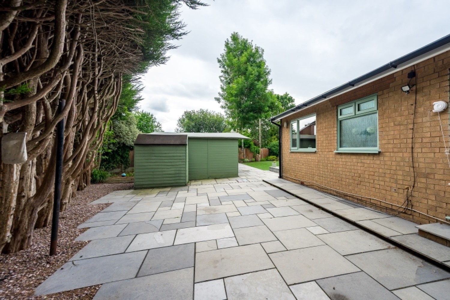 4 bedroom Bungalow for sale in 1 Danesway Walton-le-Dale, Walton-le-Dale, Preston, Lancashire, PR5 4UQ, UK
