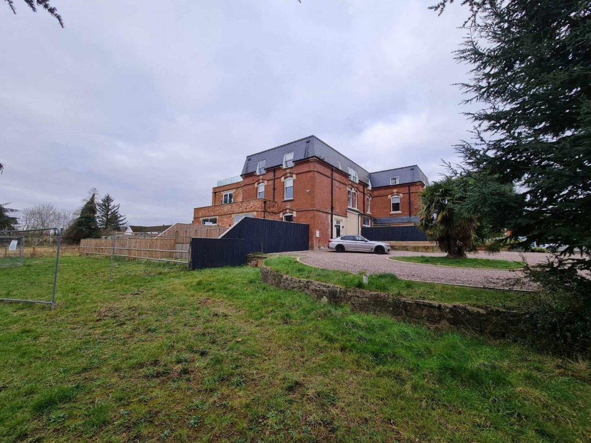 Garden Apartment 5 Graftonbury Court , Graftonbury Lane, Hereford, HR2 8FA