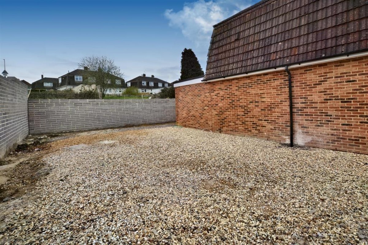 Maidenhead Road, Bristol, BS13 0PS
