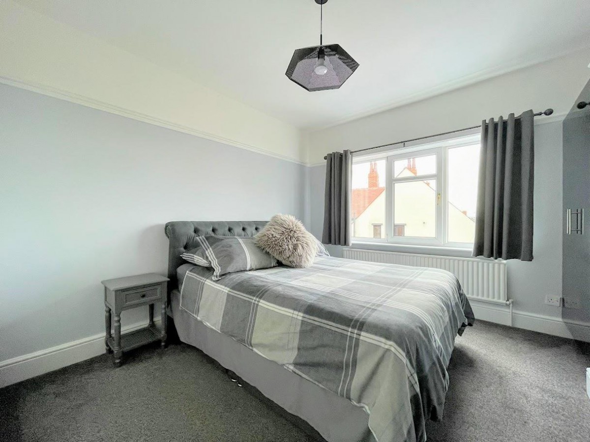 Mount Vernon Road, Barnsley, S70 4DW