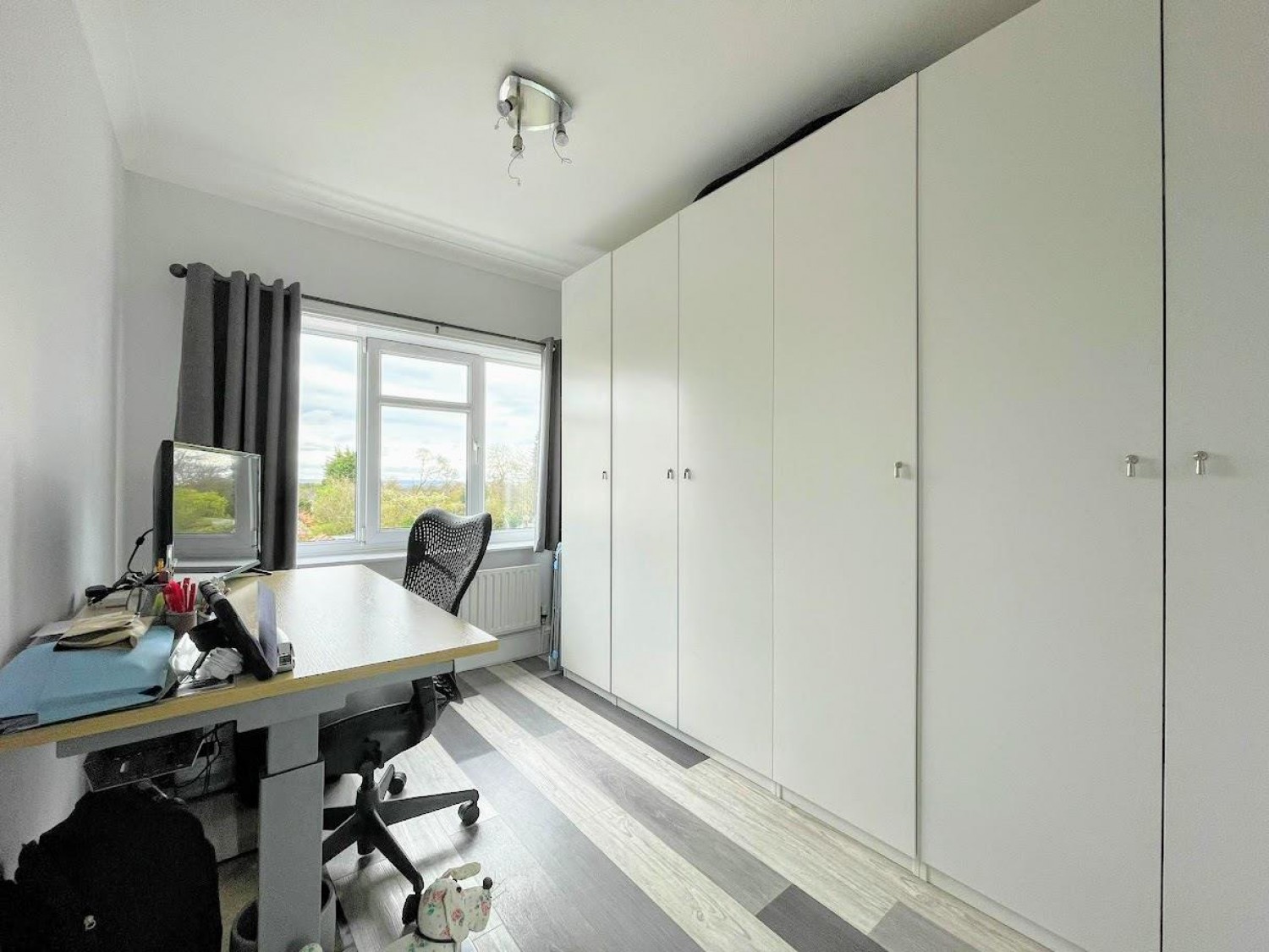 4 bedroom House for sale in Mount Vernon Road, Barnsley, S70 4DW