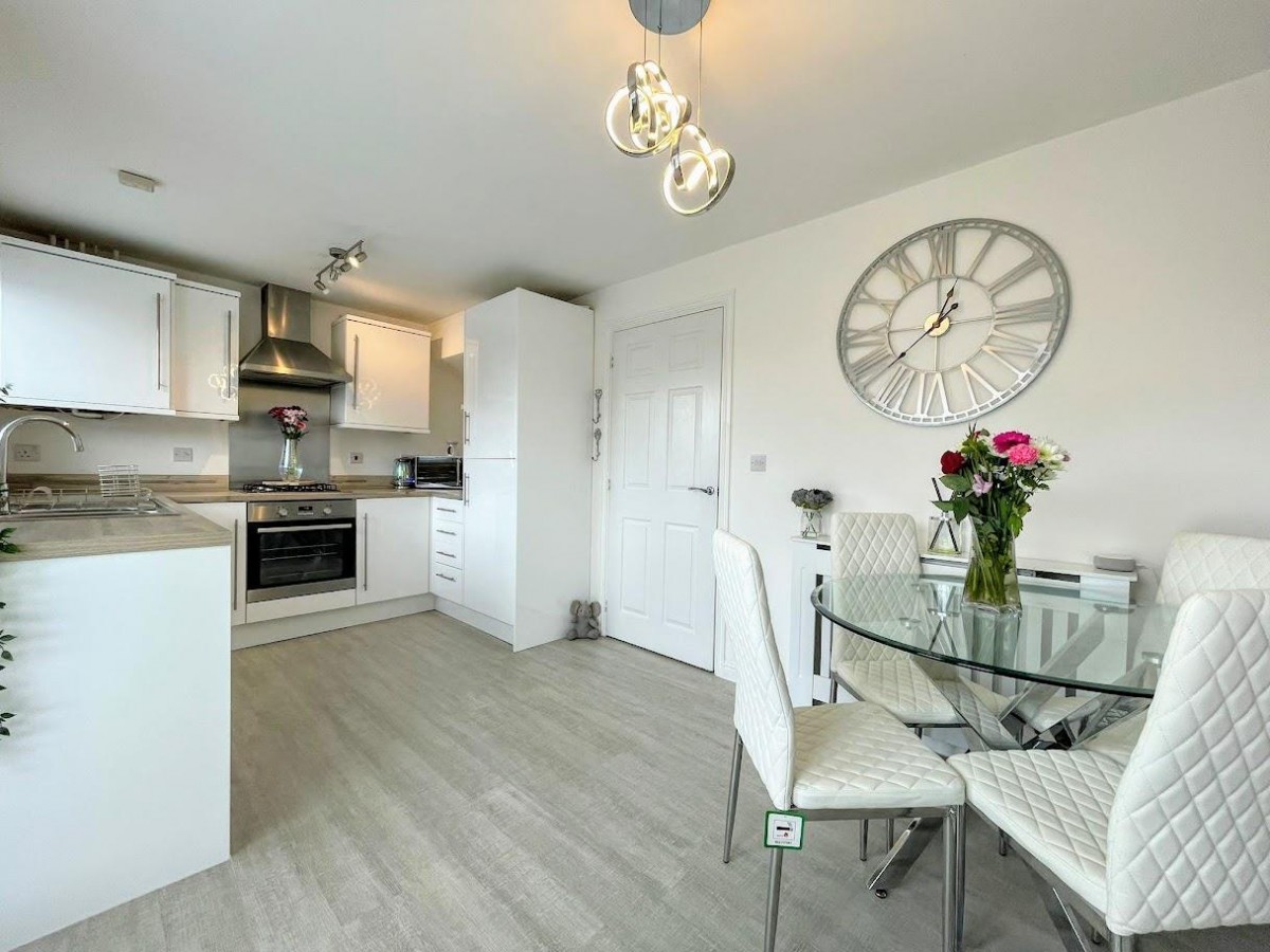 23 Shepherd Way, Royston, Barnsley, S71 4FX