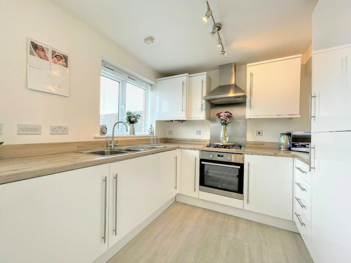23 Shepherd Way, Royston, Barnsley, S71 4FX