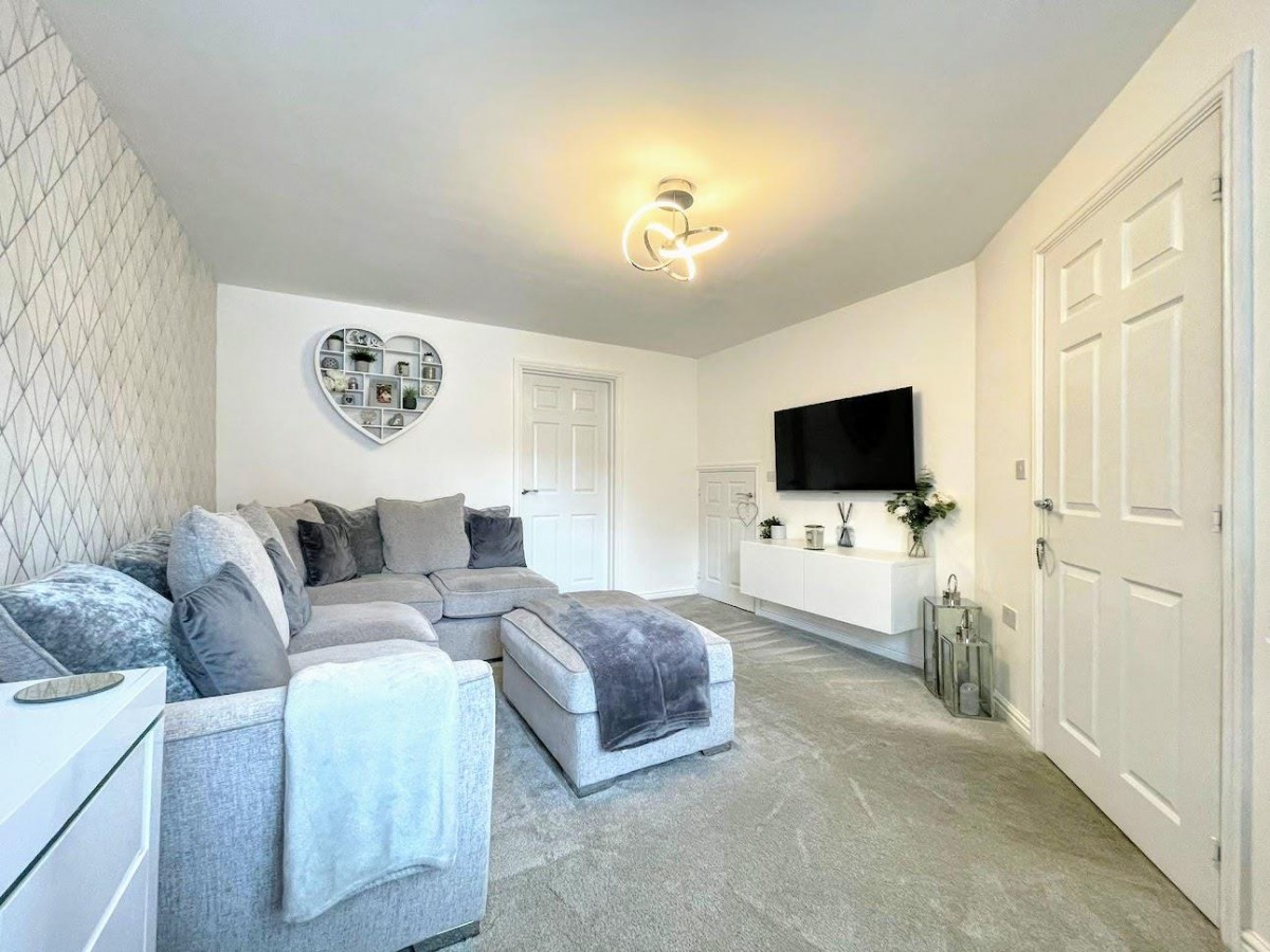 23 Shepherd Way, Royston, Barnsley, S71 4FX