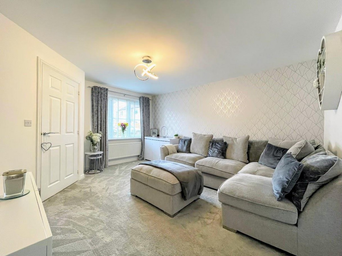23 Shepherd Way, Royston, Barnsley, S71 4FX