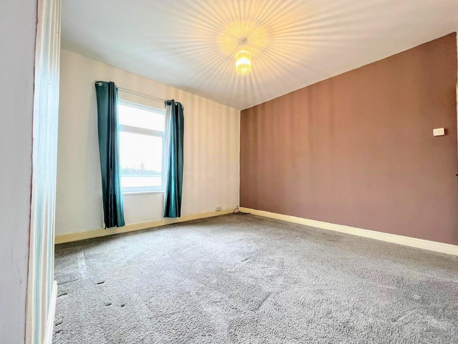Middlecliff Lane, Little Houghton, Barnsley, South Yorkshire