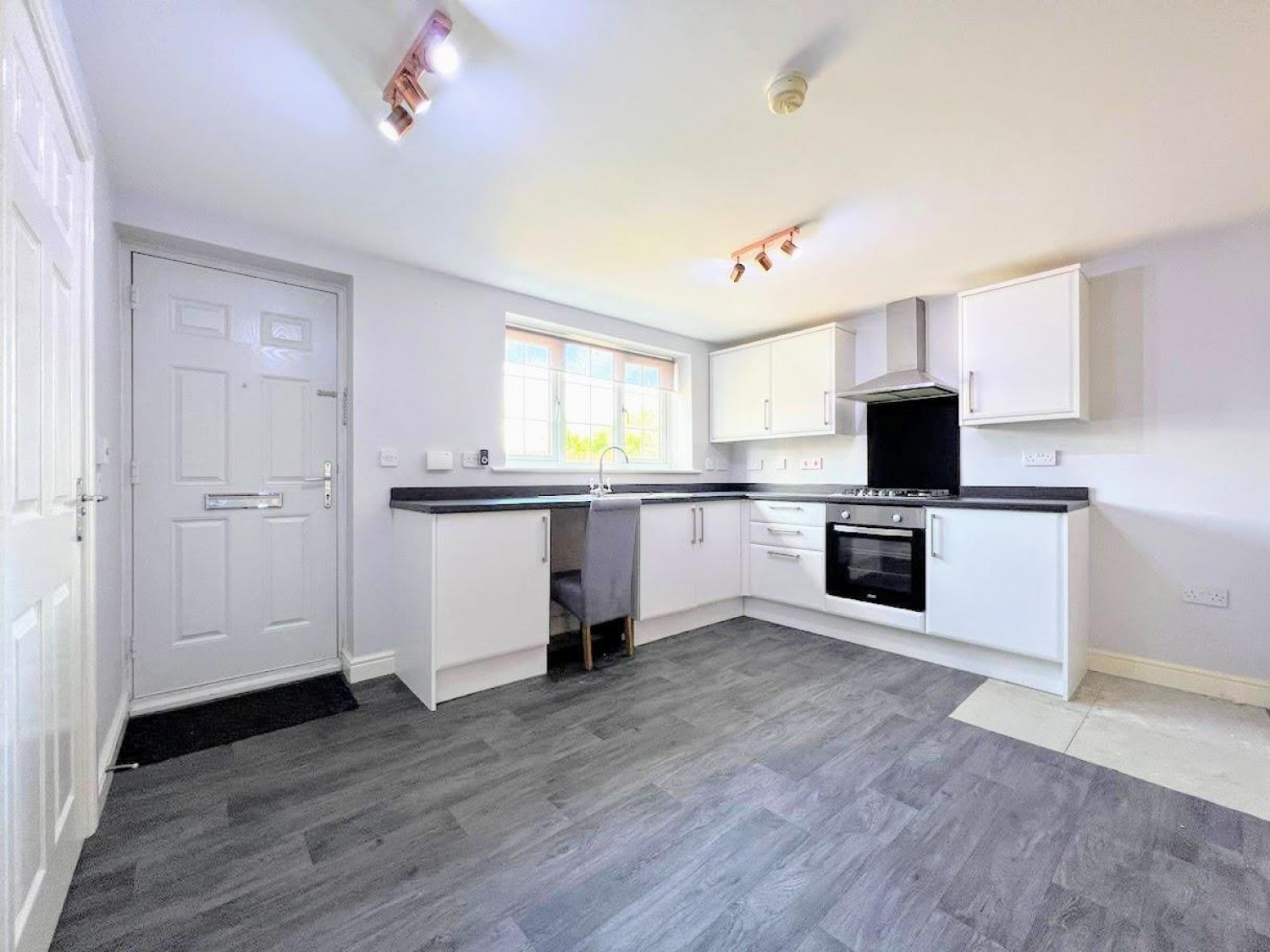 3 bedroom House for sale in Highstone View, Barnsley, South Yorkshire