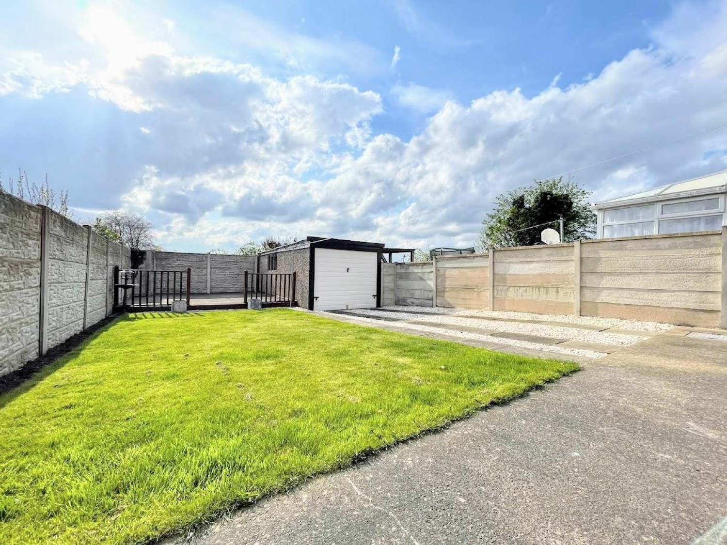 3 bedroom House for sale in The Grove, Barnsley, South Yorkshire
