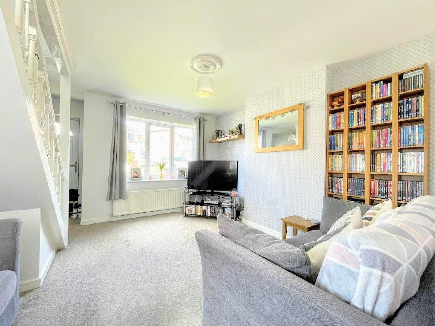 2 bedroom House for sale in Birchfield Crescent, Dodworth, Barnsley, South Yorkshire