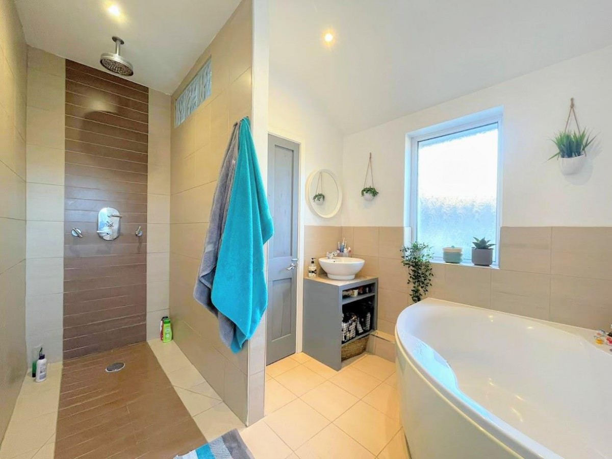 Sitwell Avenue, Stocksbridge, Sheffield, South Yorkshire