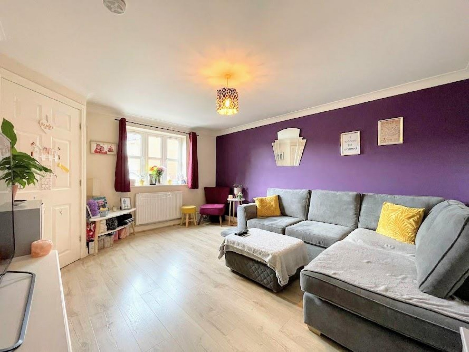 4 bedroom House for sale in Canal Street, Barnsley, South Yorkshire