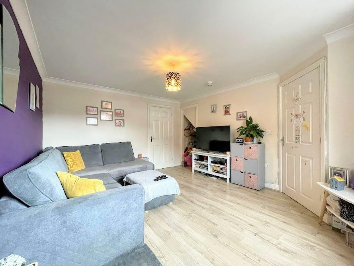 4 bedroom House for sale in Canal Street, Barnsley, South Yorkshire