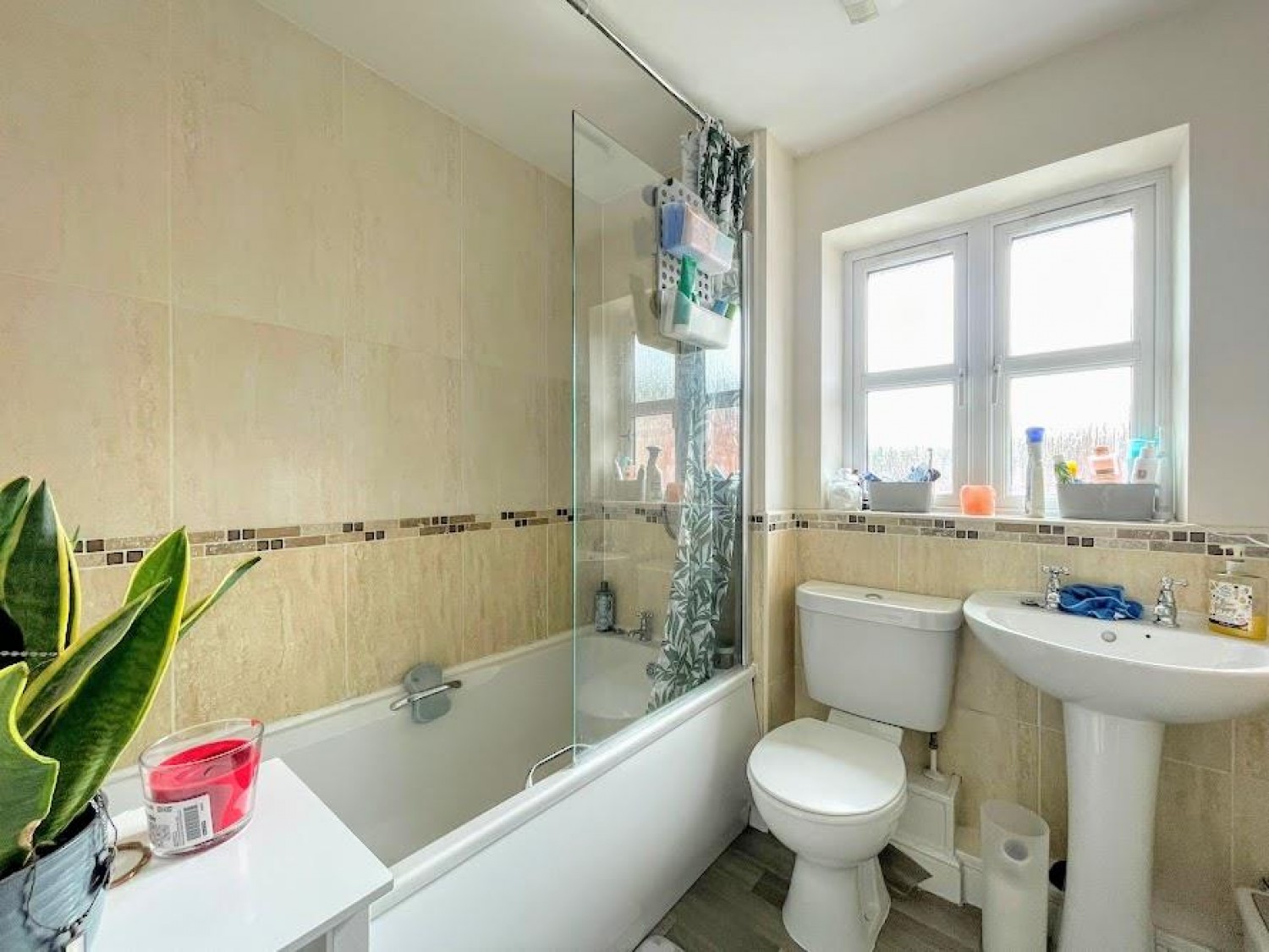 4 bedroom House for sale in Canal Street, Barnsley, South Yorkshire