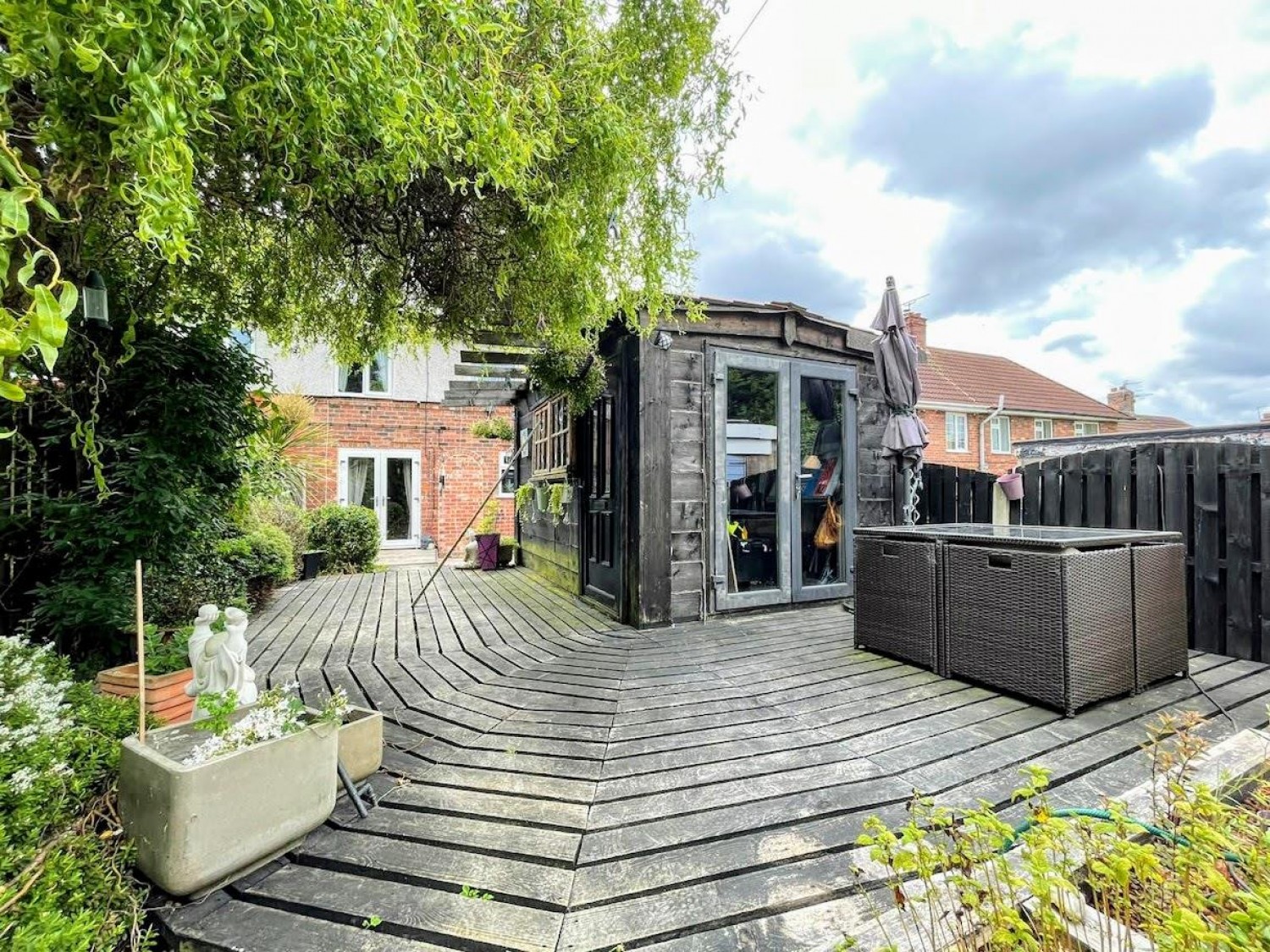 4 bedroom House for sale in Windsor Street, Rotherham, South Yorkshire