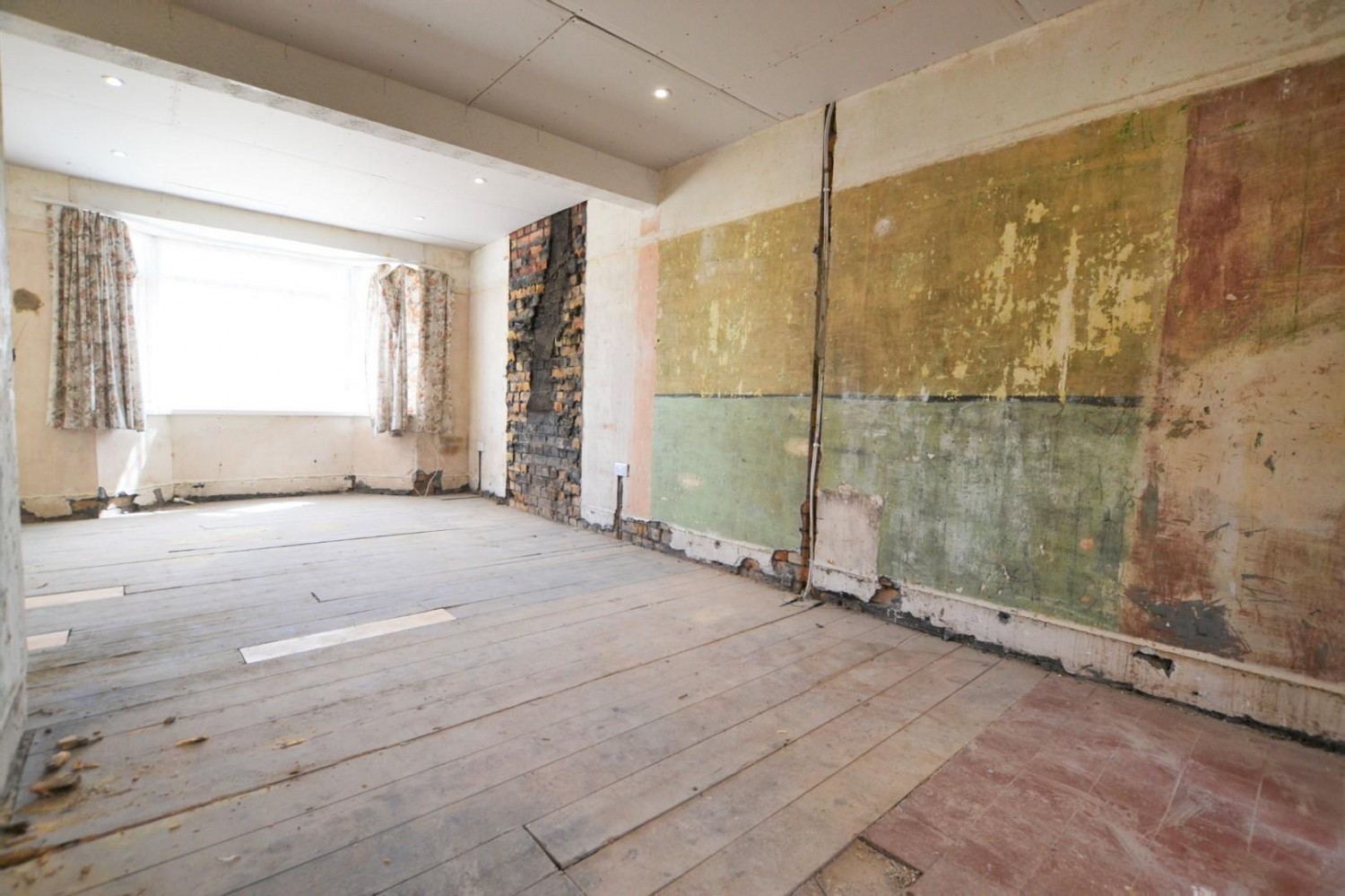 Headley Walk, Bristol, BS13 7NS