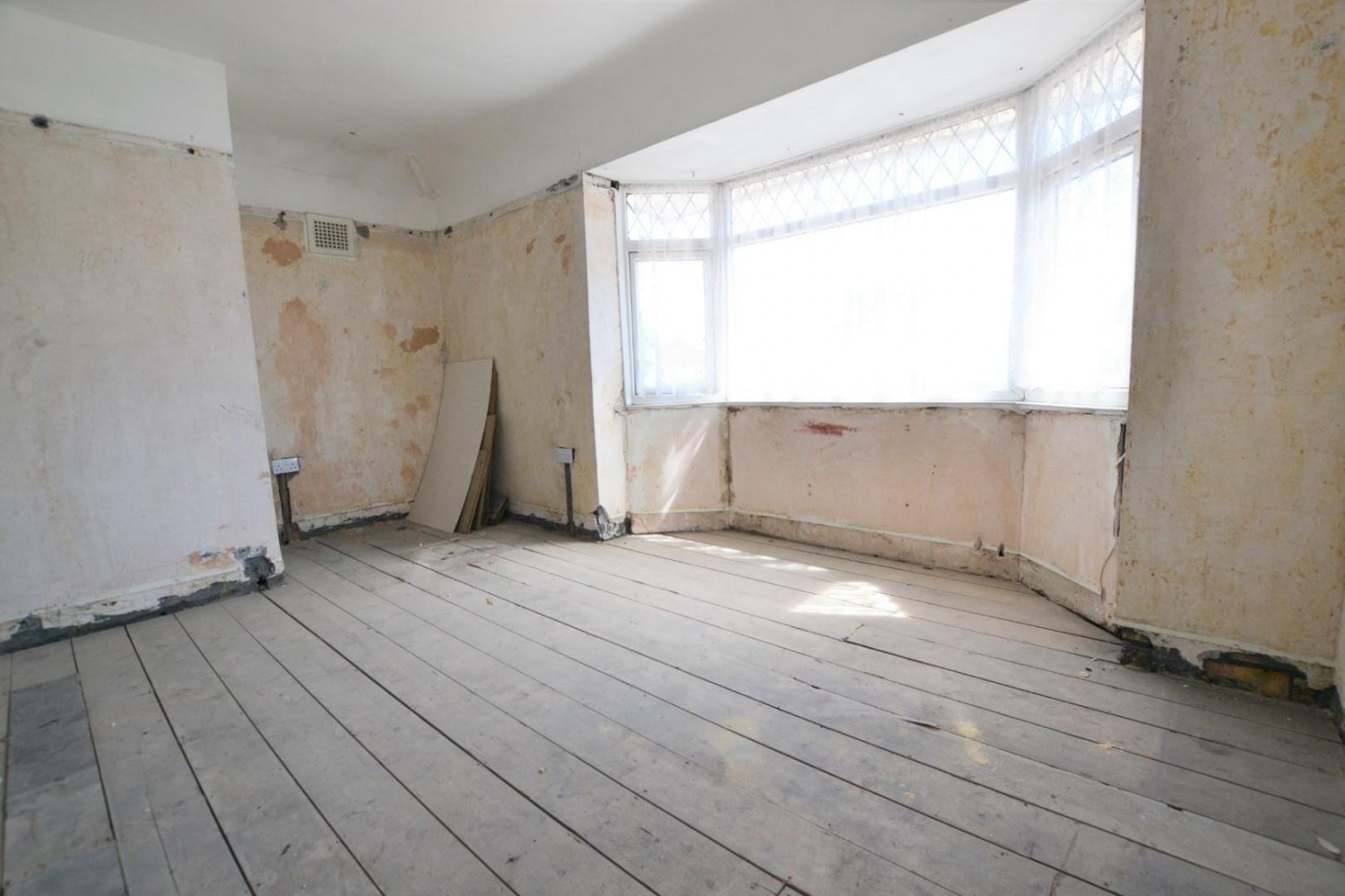 Headley Walk, Bristol, BS13 7NS