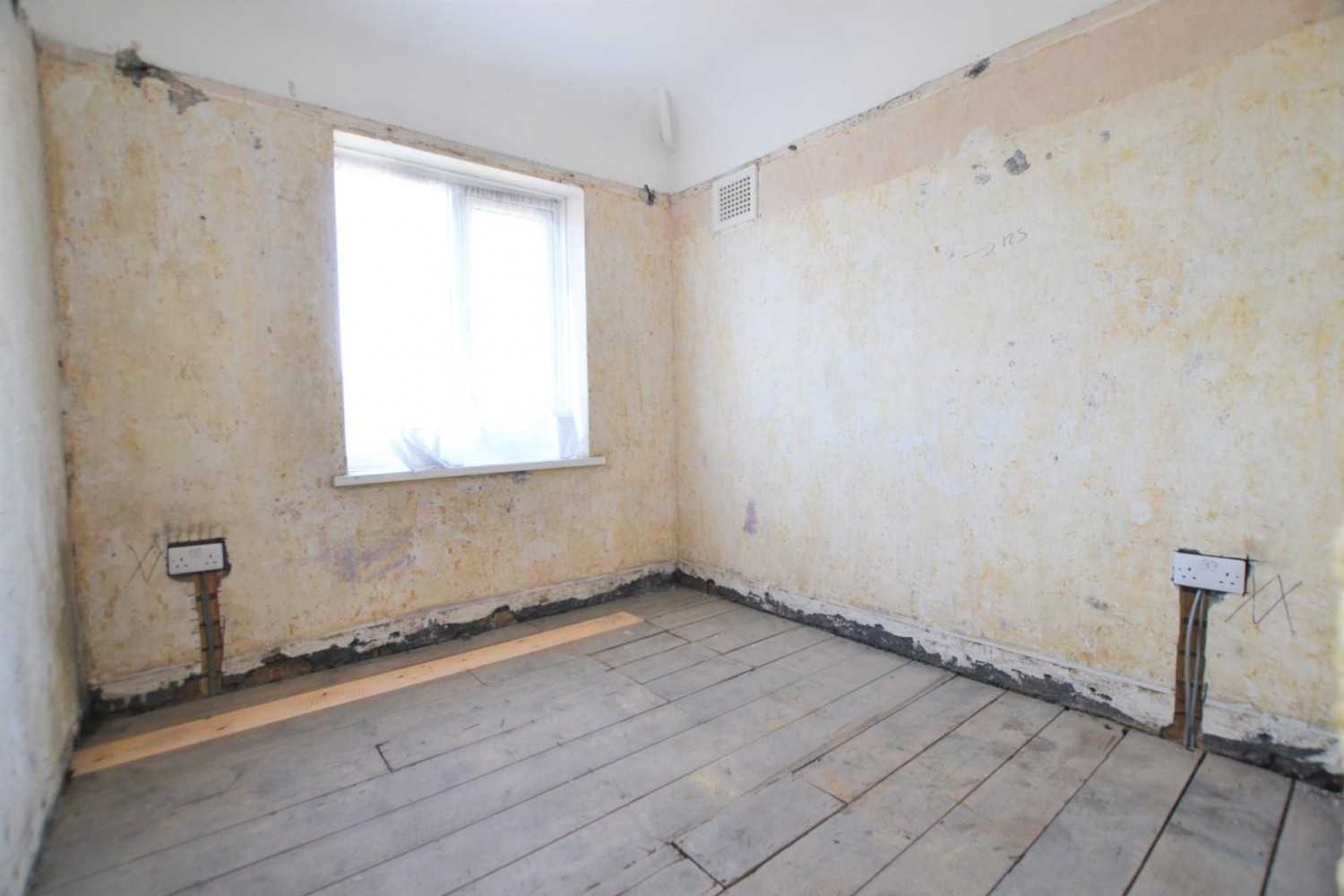 Headley Walk, Bristol, BS13 7NS