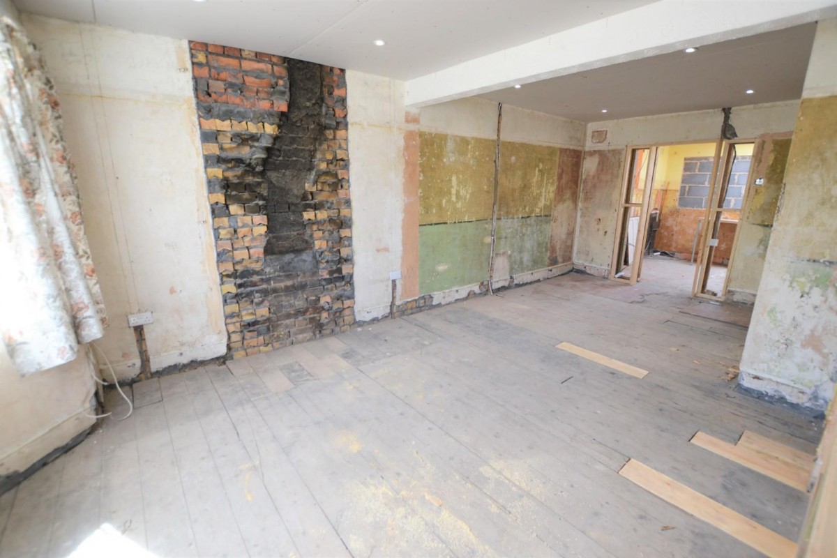 Headley Walk, Bristol, BS13 7NS