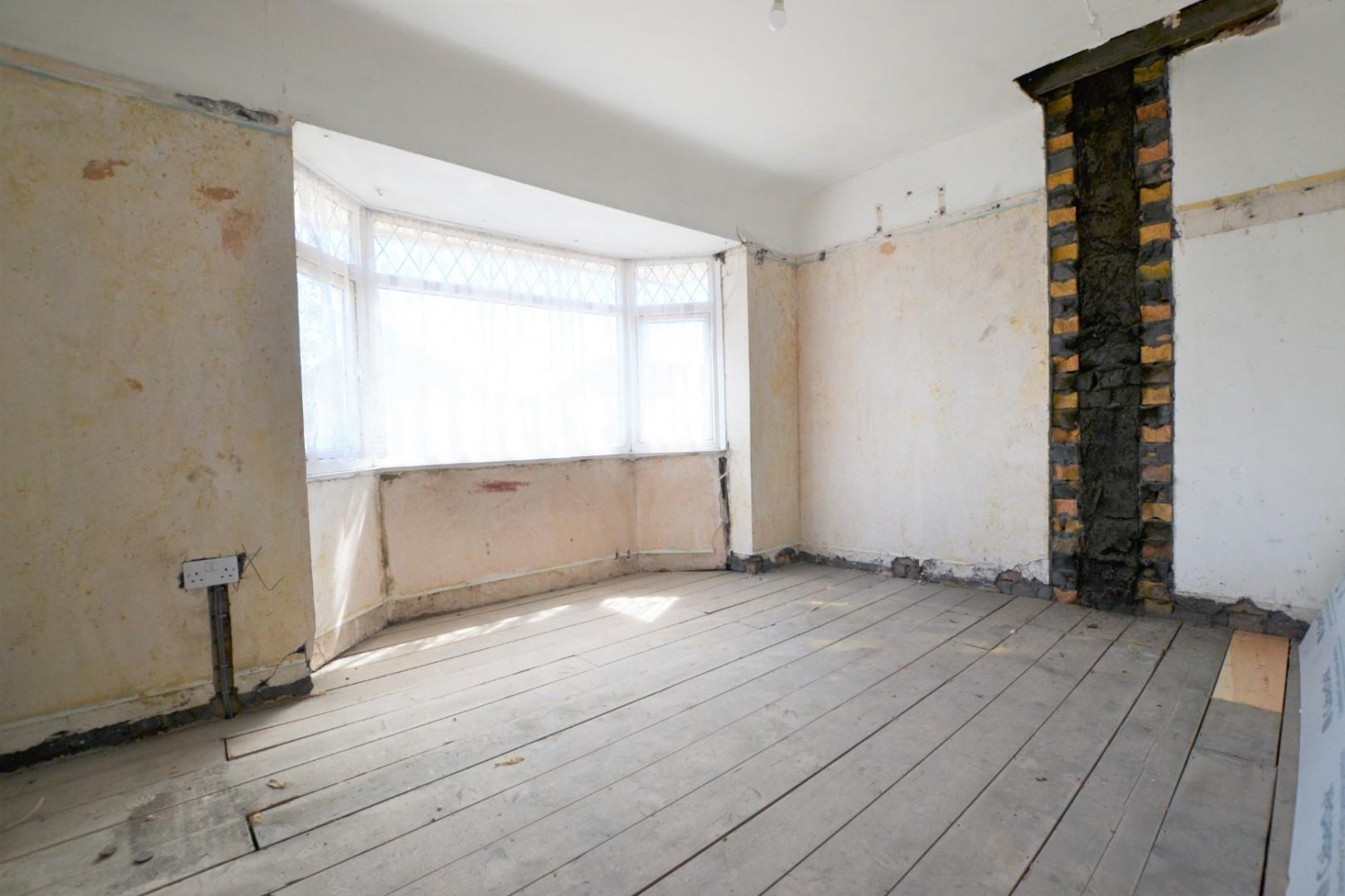 Headley Walk, Bristol, BS13 7NS