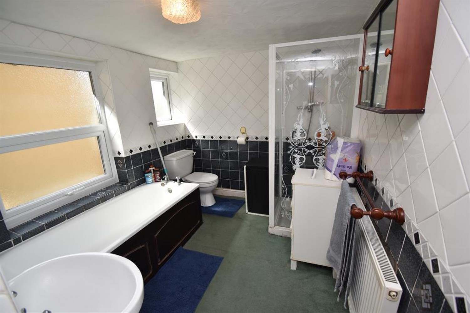 Blackhorse Road, Kingswood, Bristol, BS15 8EF