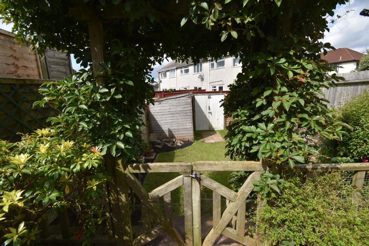 Blackhorse Road, Kingswood, Bristol, BS15 8EF