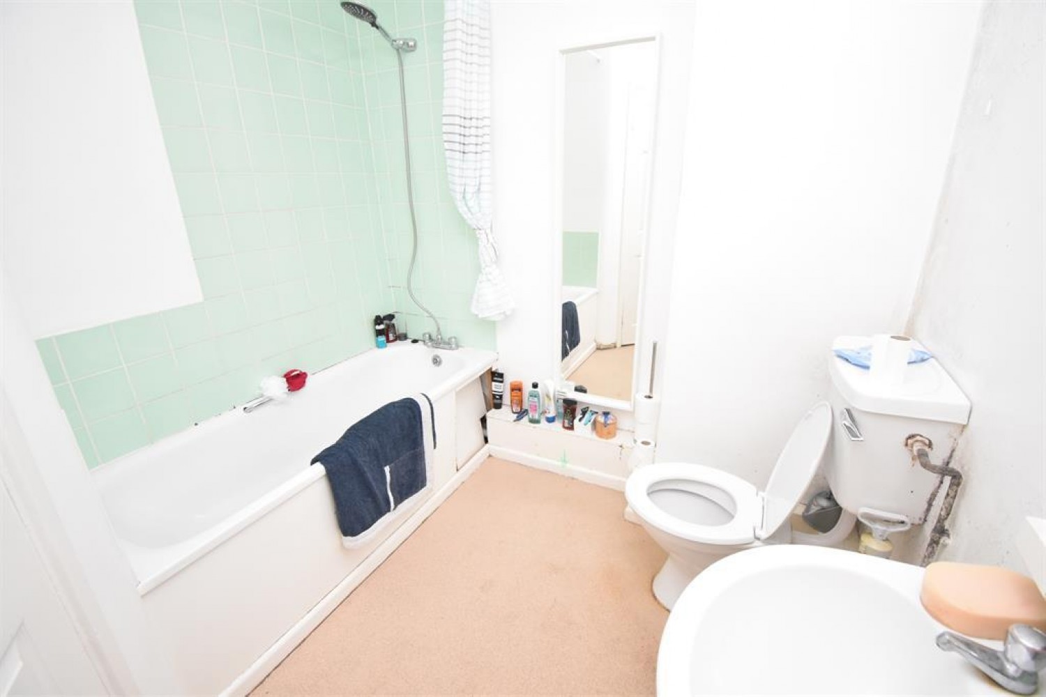New Cheltenham Road, Kingswood, Bristol, BS15 4RN
