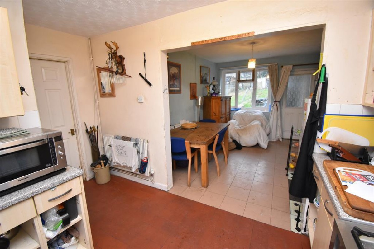 New Cheltenham Road, Kingswood, Bristol, BS15 4RN