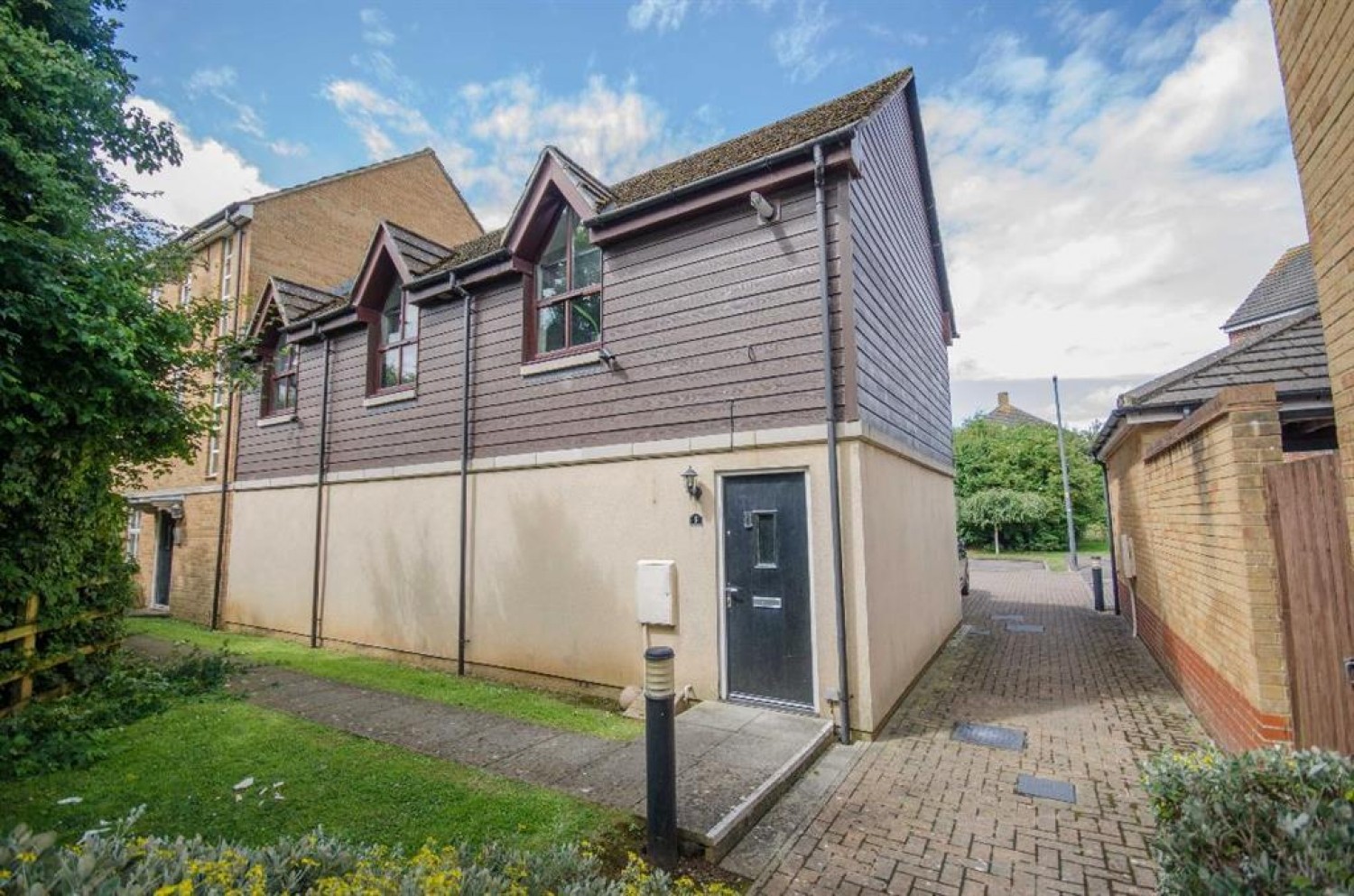 Bridge Farm Walk, Mangotsfield, Bristol, BS16 9LY