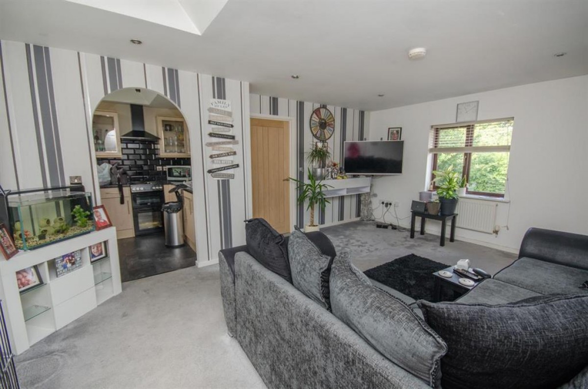 Bridge Farm Walk, Mangotsfield, Bristol, BS16 9LY