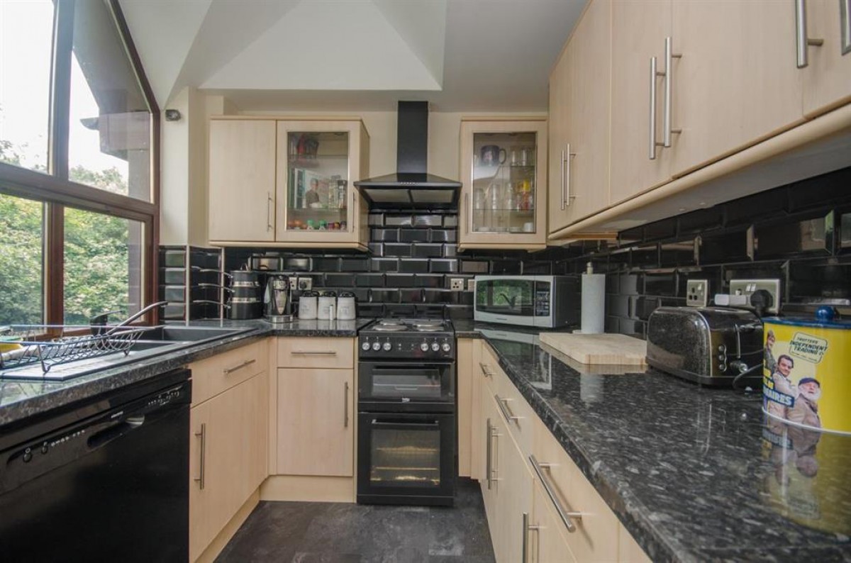 Bridge Farm Walk, Mangotsfield, Bristol, BS16 9LY