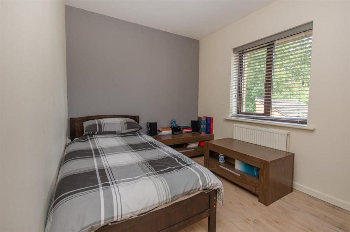 Bridge Farm Walk, Mangotsfield, Bristol, BS16 9LY