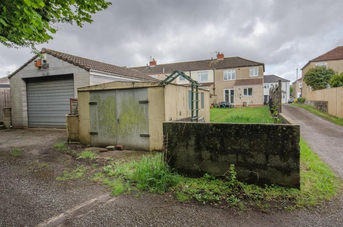 Jubilee Crescent, Mangotsfield, Bristol, BS16 9BD