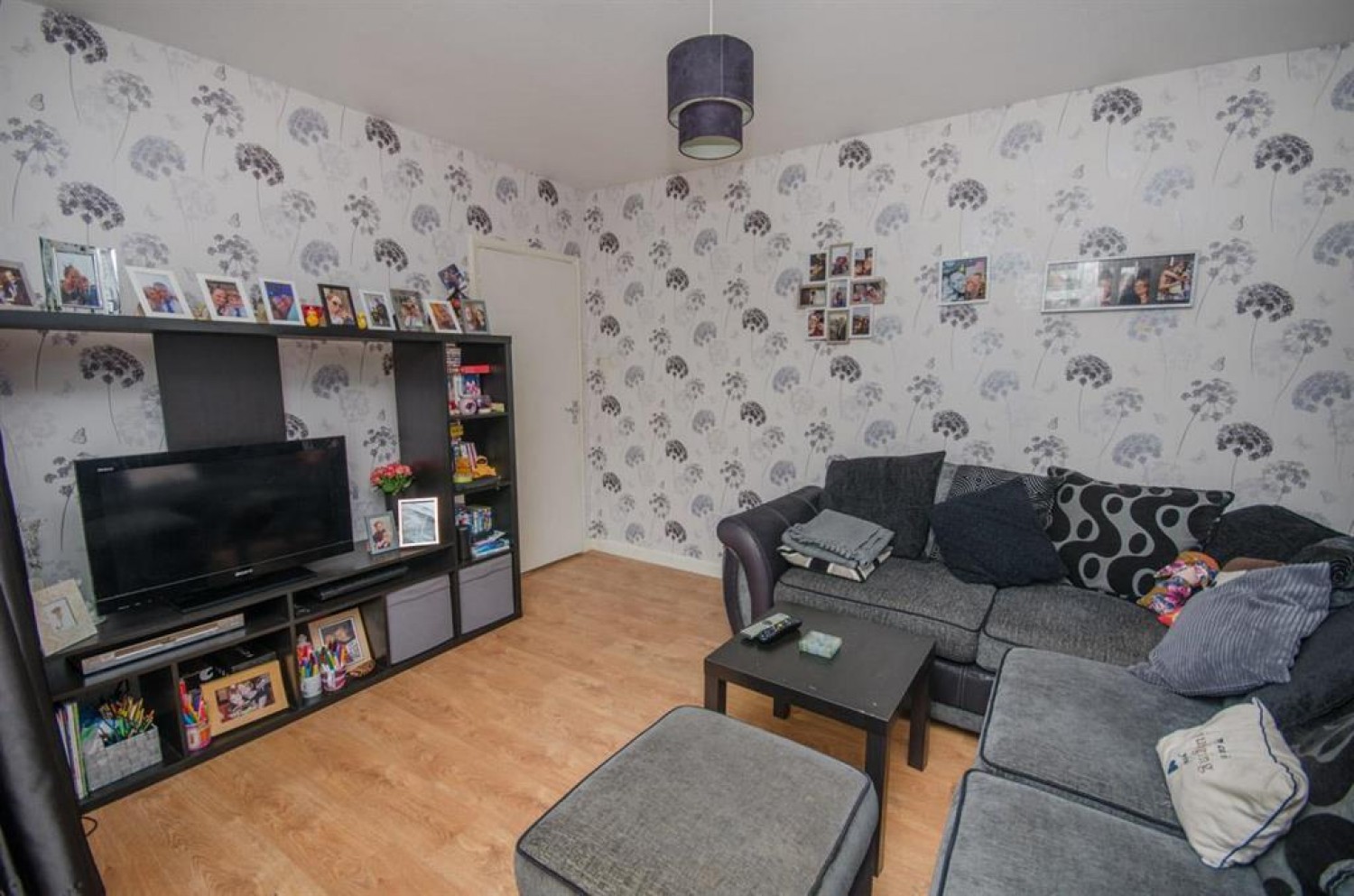 Jubilee Crescent, Mangotsfield, Bristol, BS16 9BD