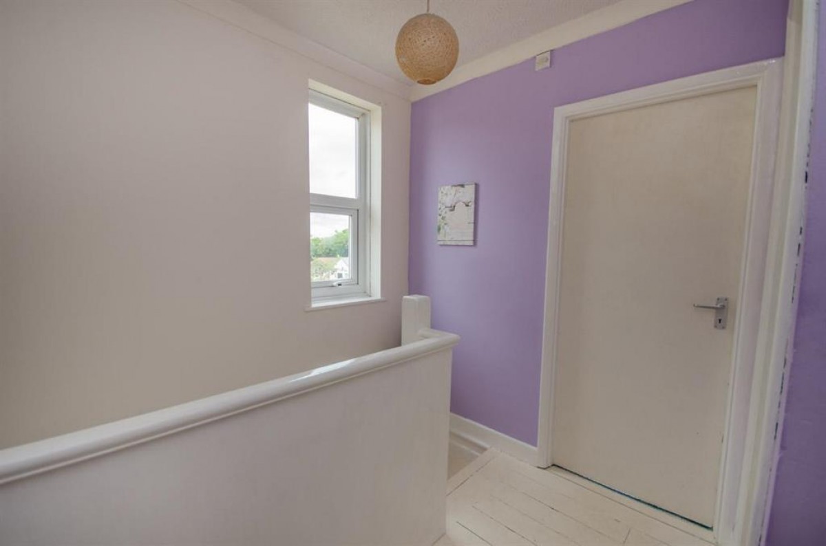 Jubilee Crescent, Mangotsfield, Bristol, BS16 9BD