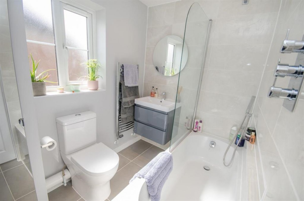 Quarry Way, Emersons Green, Bristol, BS16 7BN