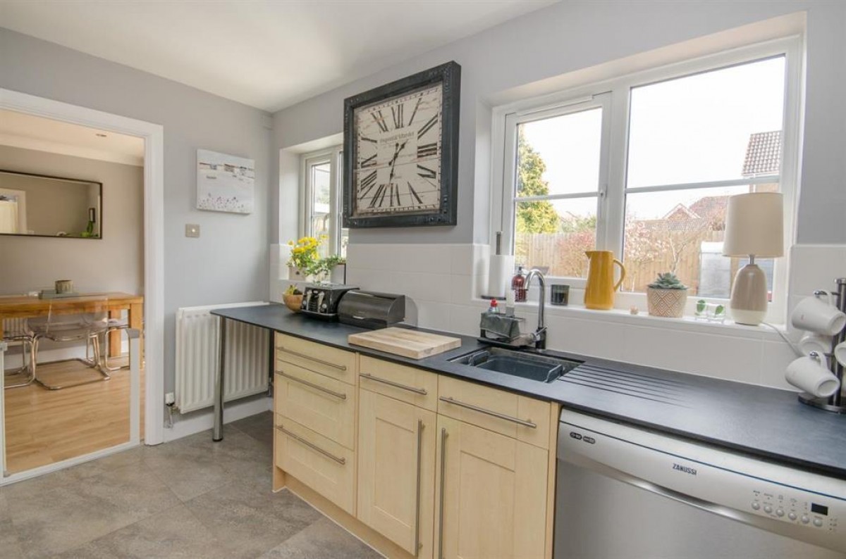 Quarry Way, Emersons Green, Bristol, BS16 7BN
