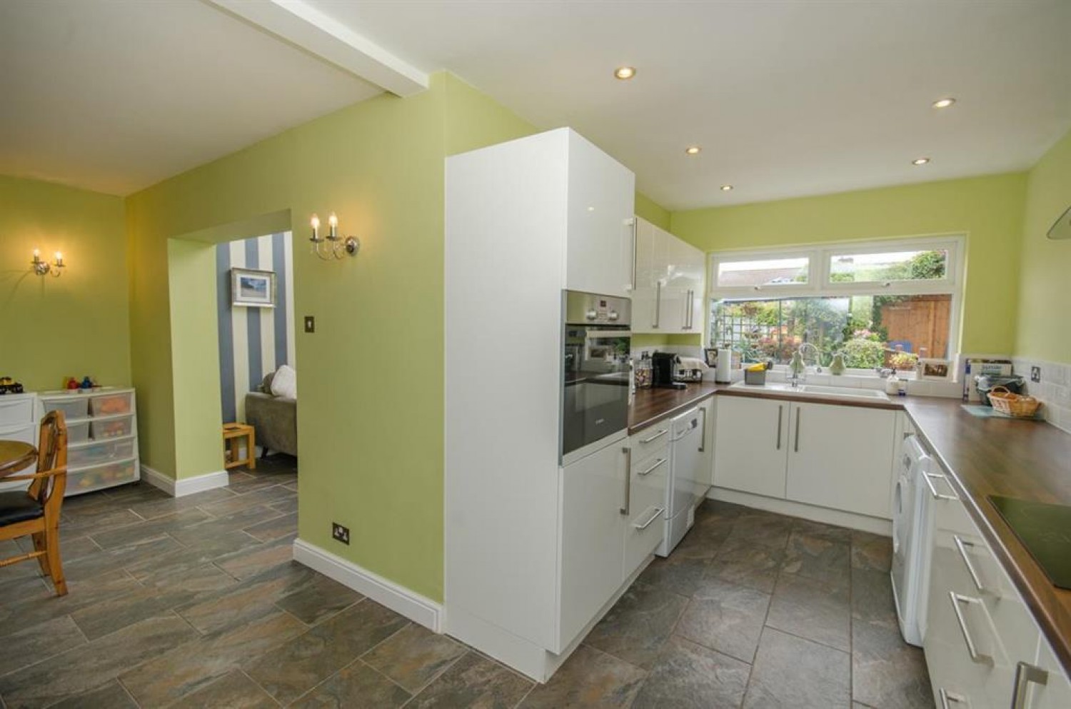 Springleaze, Mangotsfield, Bristol, BS16 9DT