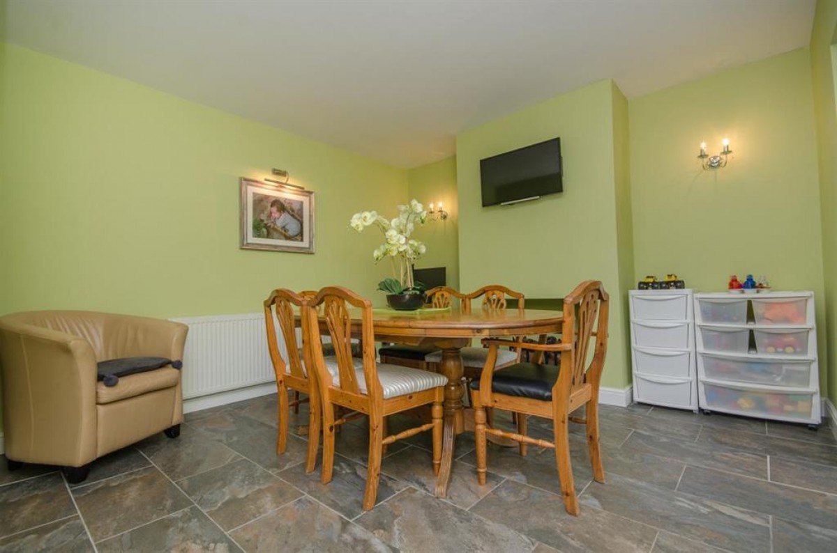 Springleaze, Mangotsfield, Bristol, BS16 9DT