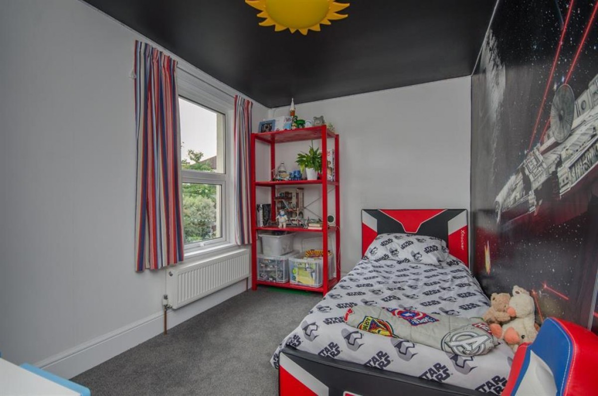 Buckingham Place, Downend, Bristol, BS16 5TN