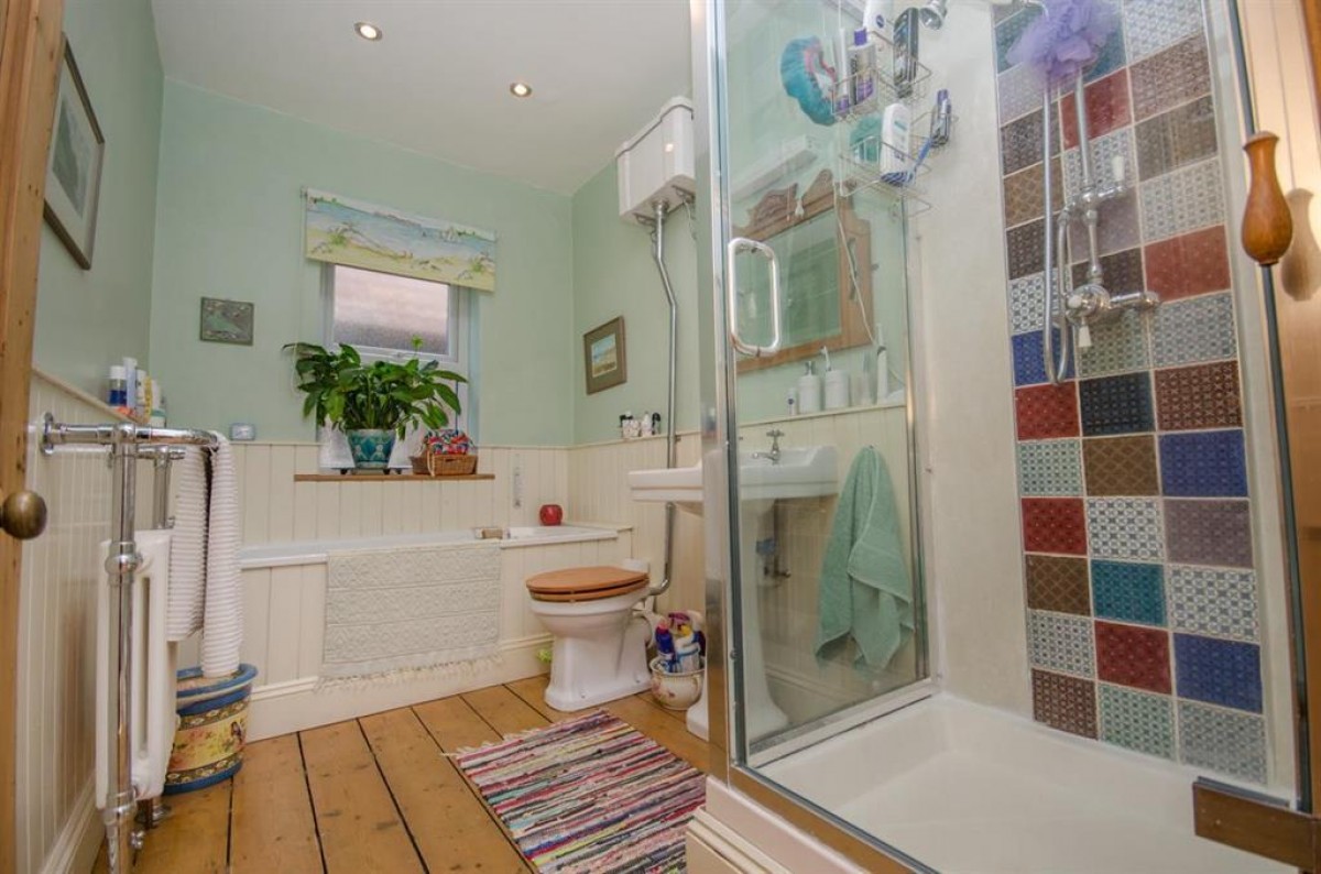 Buckingham Place, Downend, Bristol, BS16 5TN