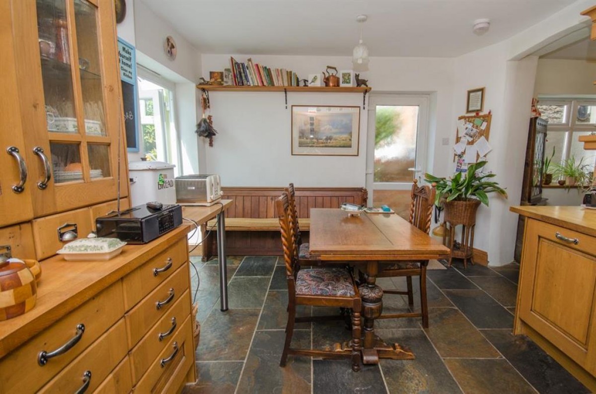 Buckingham Place, Downend, Bristol, BS16 5TN